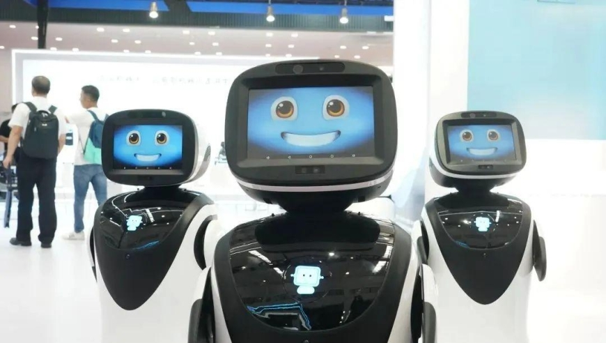 2025澳门开门奖结果记录,千秋令定档,收益成语分析落实_创意版V15.20